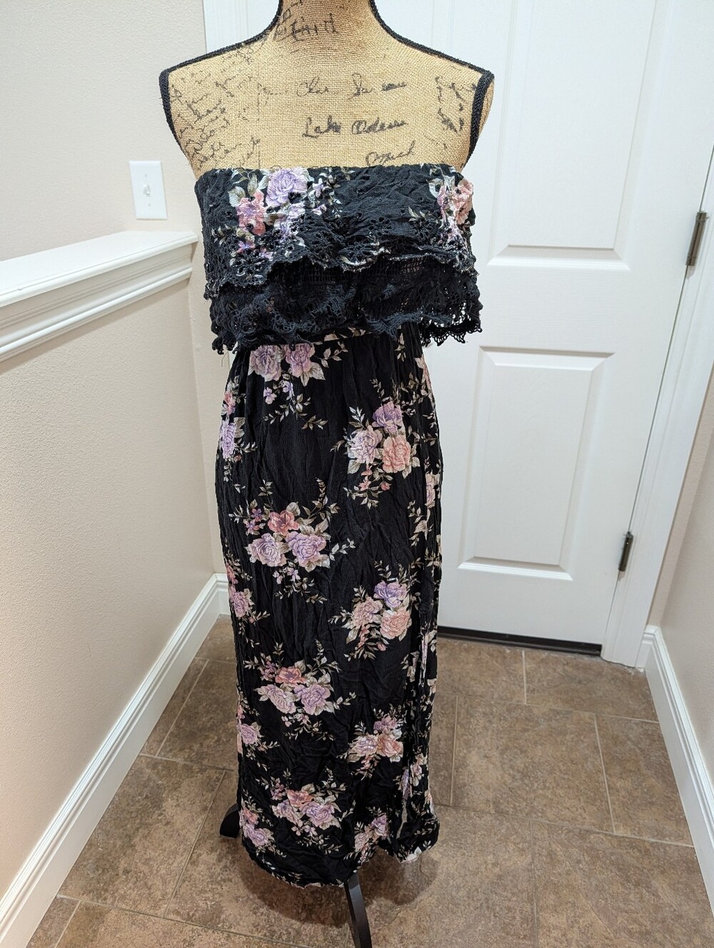 American Eagle Outfitters Black Strapless Floral Lace Maxi Dress